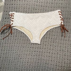 AMUSE White Lace w/ Brown Side Tie